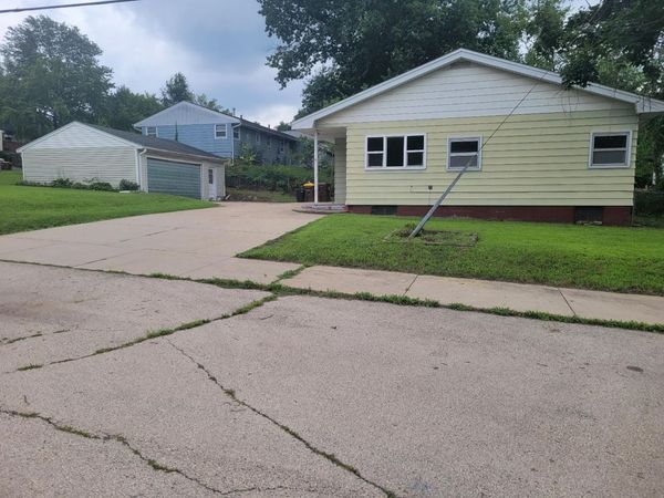 2701 18th Street, ROCKFORD, IL 61109
