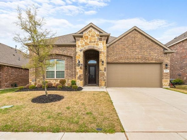 2104 Lake Cliff Drive, Little Elm, TX 75068