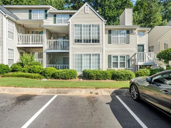 1211 Glenleaf Drive , Peachtree Corners, GA 30092