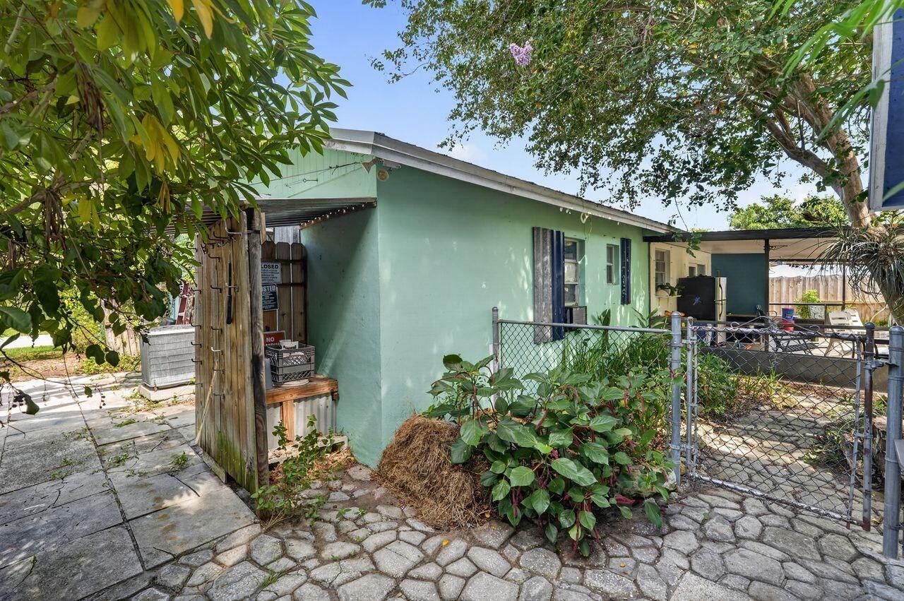 303 S Delaware Boulevard, Jupiter, FL 33458 Photo