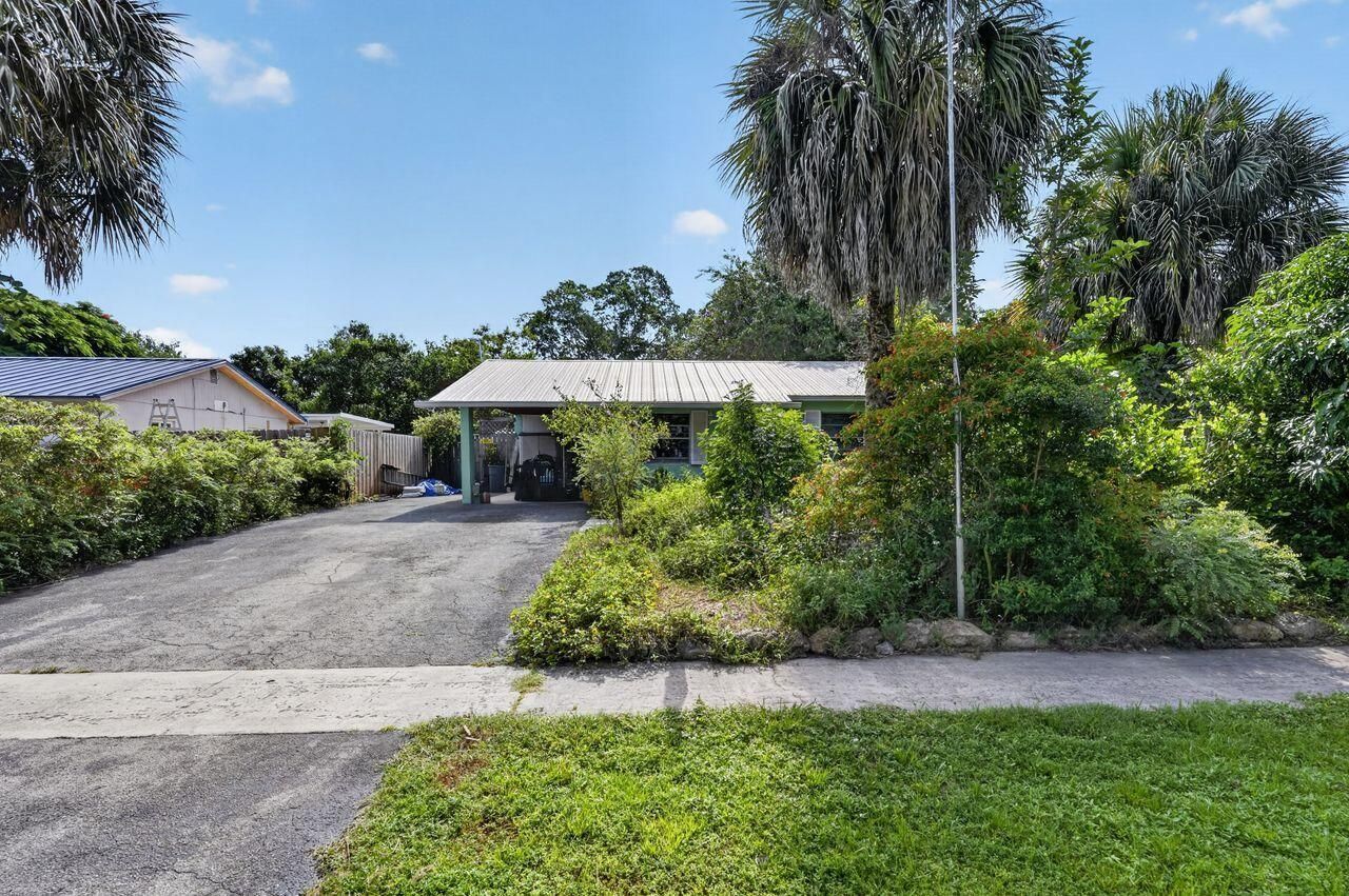 303 S Delaware Boulevard, Jupiter, FL 33458 Photo