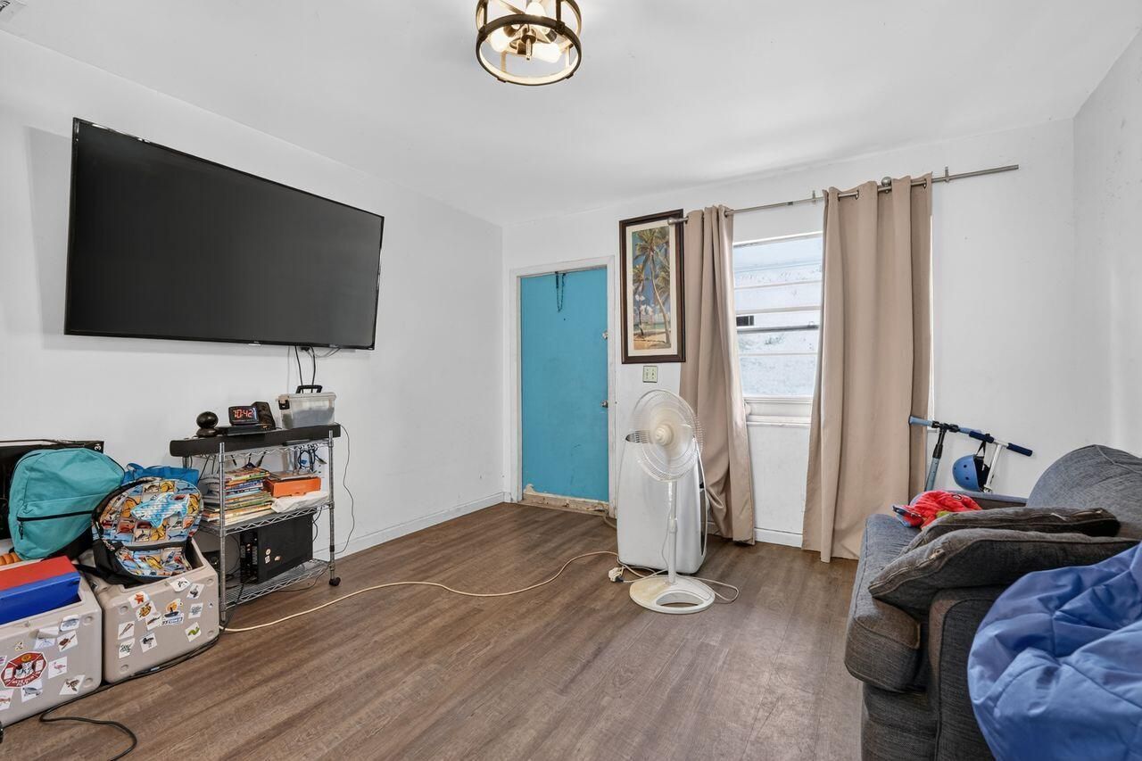 303 S Delaware Boulevard, Jupiter, FL 33458 Photo