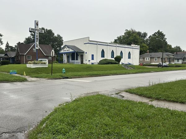 2245 E Riverside Drive , Indianapolis, IN 46208