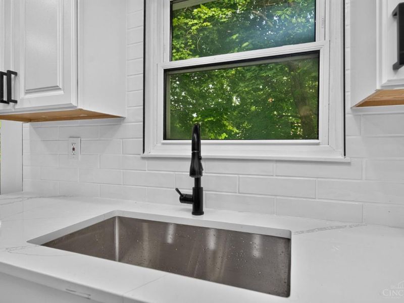 12022 Kenn Road, Springdale, OH 45240 Photo 15