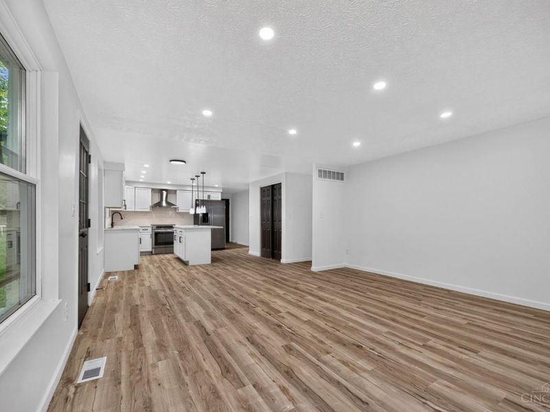 12022 Kenn Road, Springdale, OH 45240 Photo 21