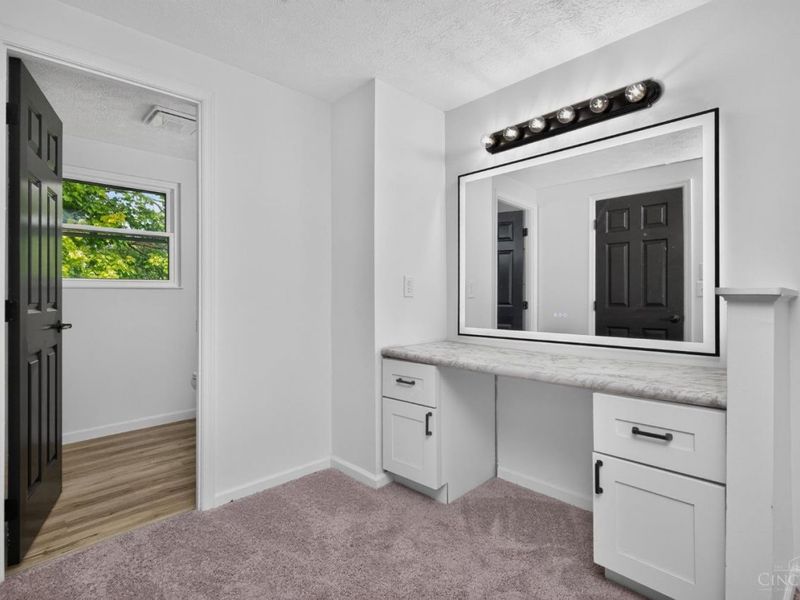 12022 Kenn Road, Springdale, OH 45240 Photo 29