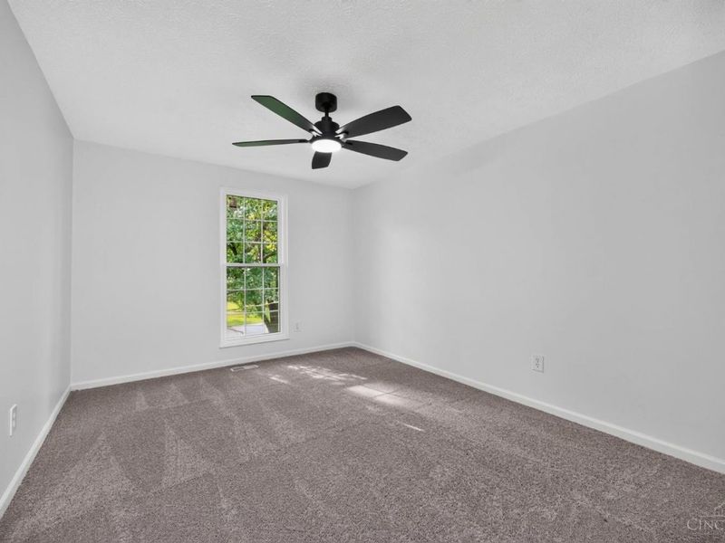 12022 Kenn Road, Springdale, OH 45240 Photo 37