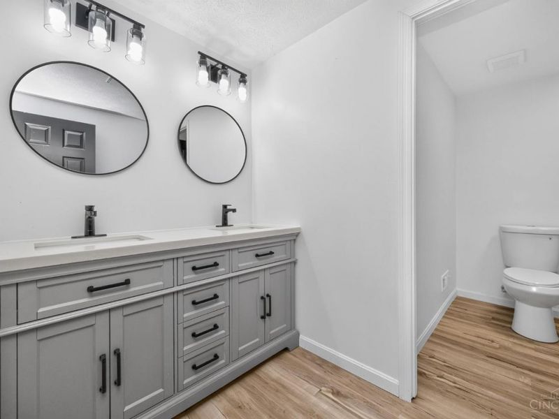 12022 Kenn Road, Springdale, OH 45240 Photo 44