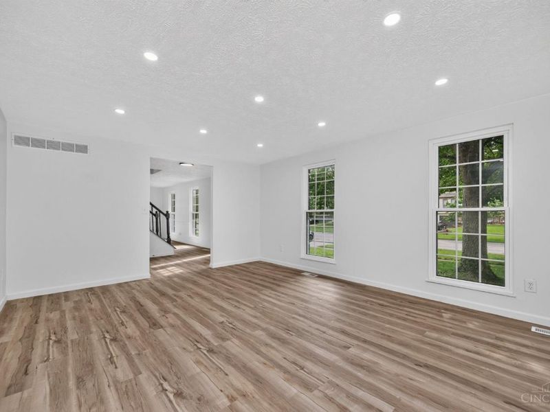 12022 Kenn Road, Springdale, OH 45240 Photo 5