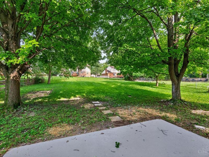 12022 Kenn Road, Springdale, OH 45240 Photo 57