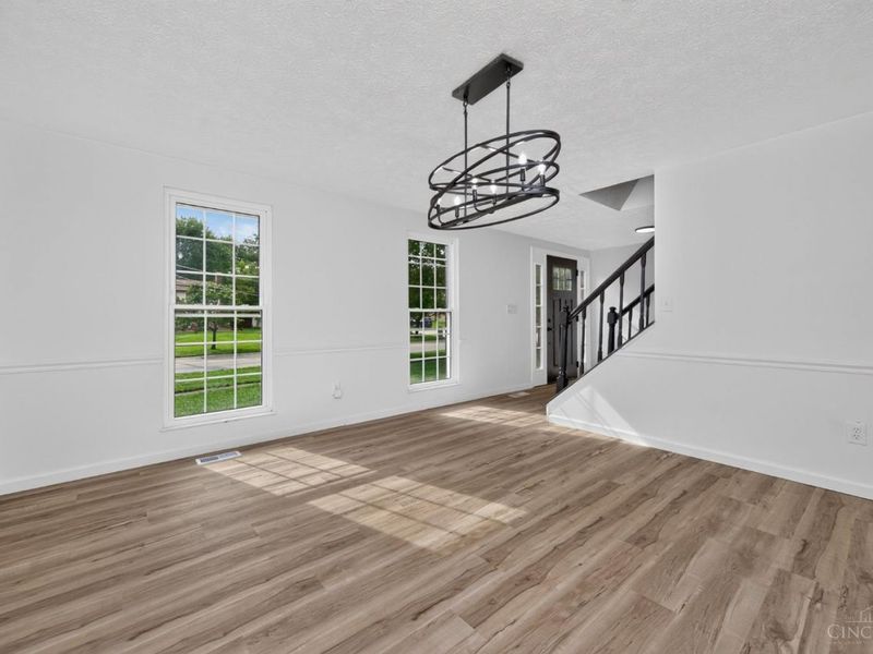 12022 Kenn Road, Springdale, OH 45240 Photo 9