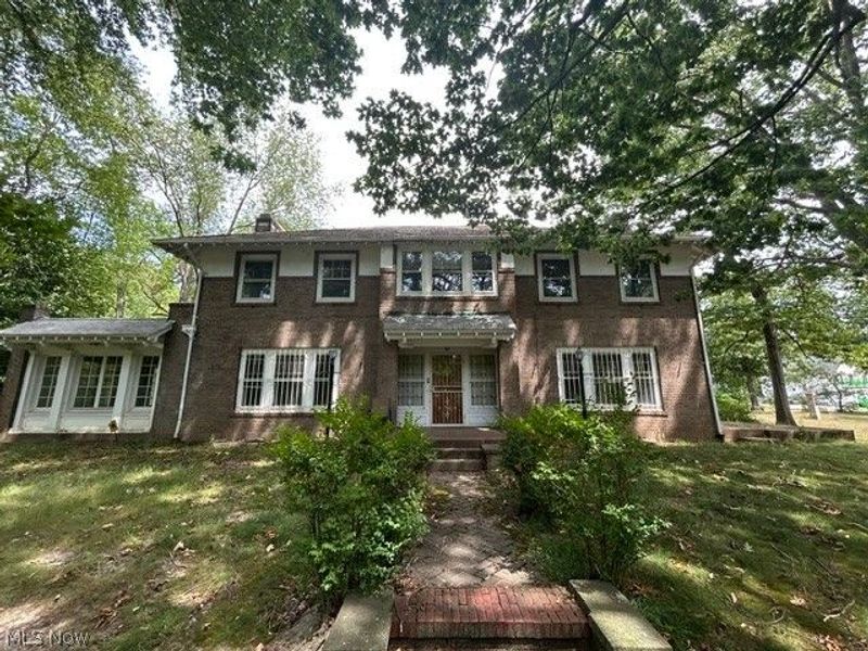 1229 East Boulevard, Cleveland Heights, OH 44108 Photo 2