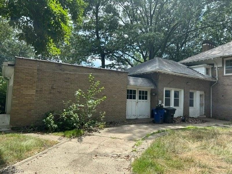 1229 East Boulevard, Cleveland Heights, OH 44108 Photo 5