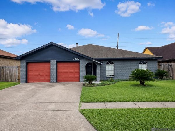7120 Runnymede Drive, Marrero, LA 70072