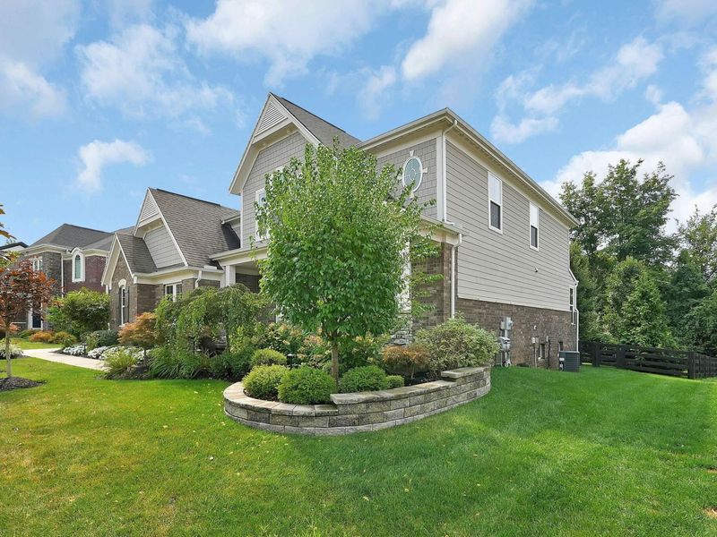 8531 Paddock Trail, Blacklick, OH 43004 Photo 5