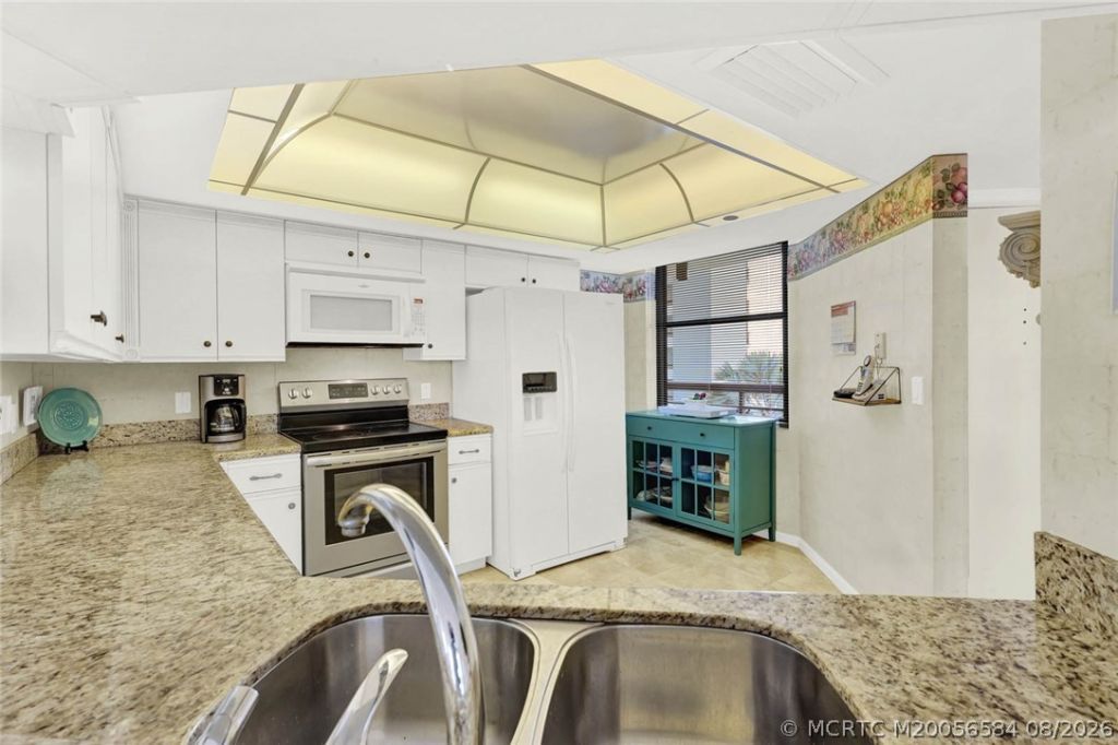8800 S Ocean Drive, Unit 501, Jensen Beach, FL 34957 Photo