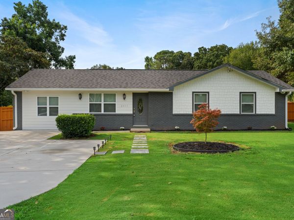 2855 Haddon Dr, Rex, GA 30273