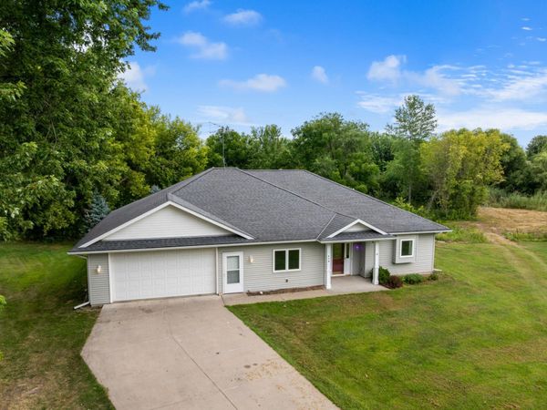 608 Parkview Circle , Delano, MN 55328