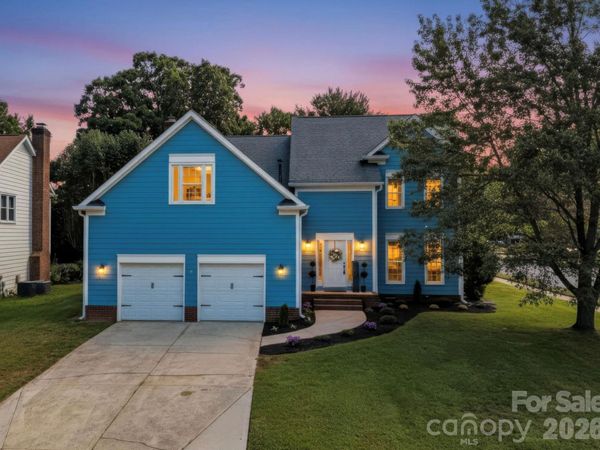 1125 Sunnyview Circle, Matthews, NC 28105