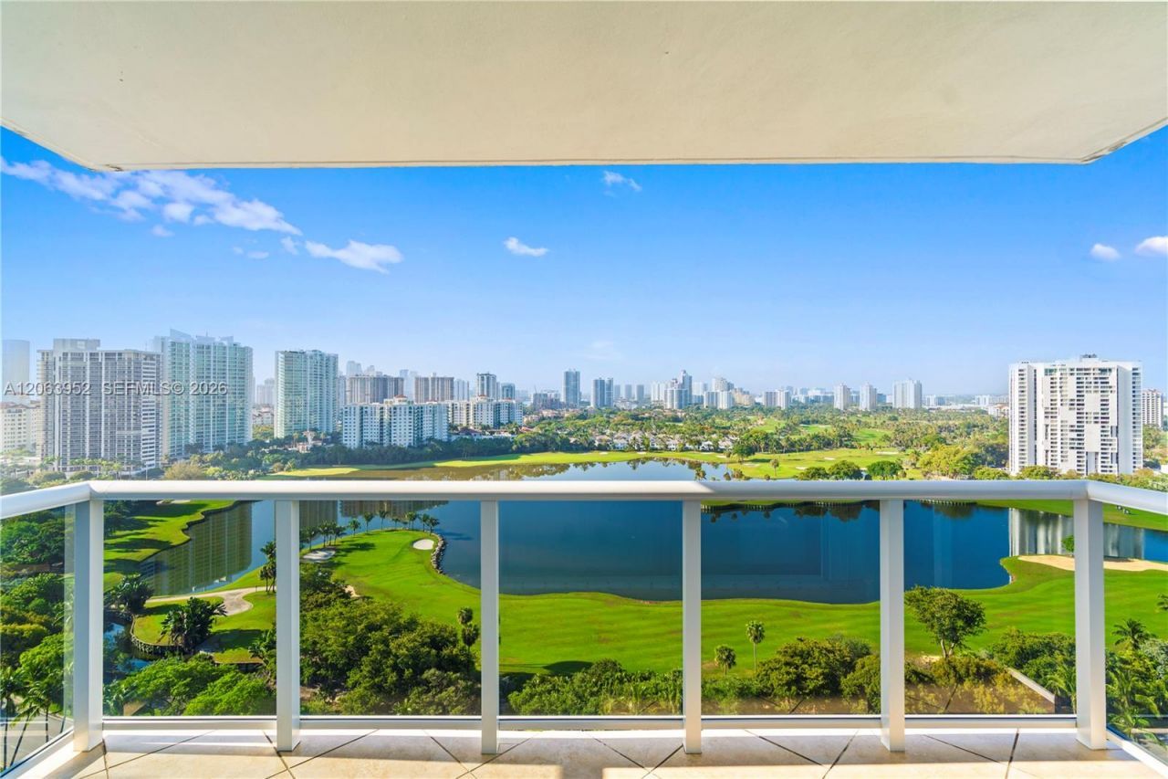 3675 N Country Club Dr, Unit 2208, Aventura, FL 33180 Photo