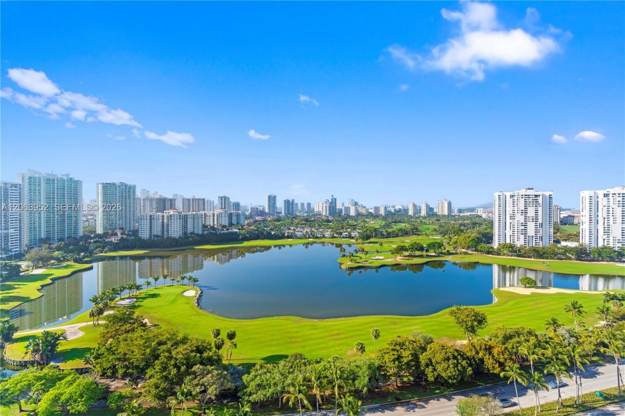 3675 N Country Club Dr, Unit 2208, Aventura, FL 33180 Photo