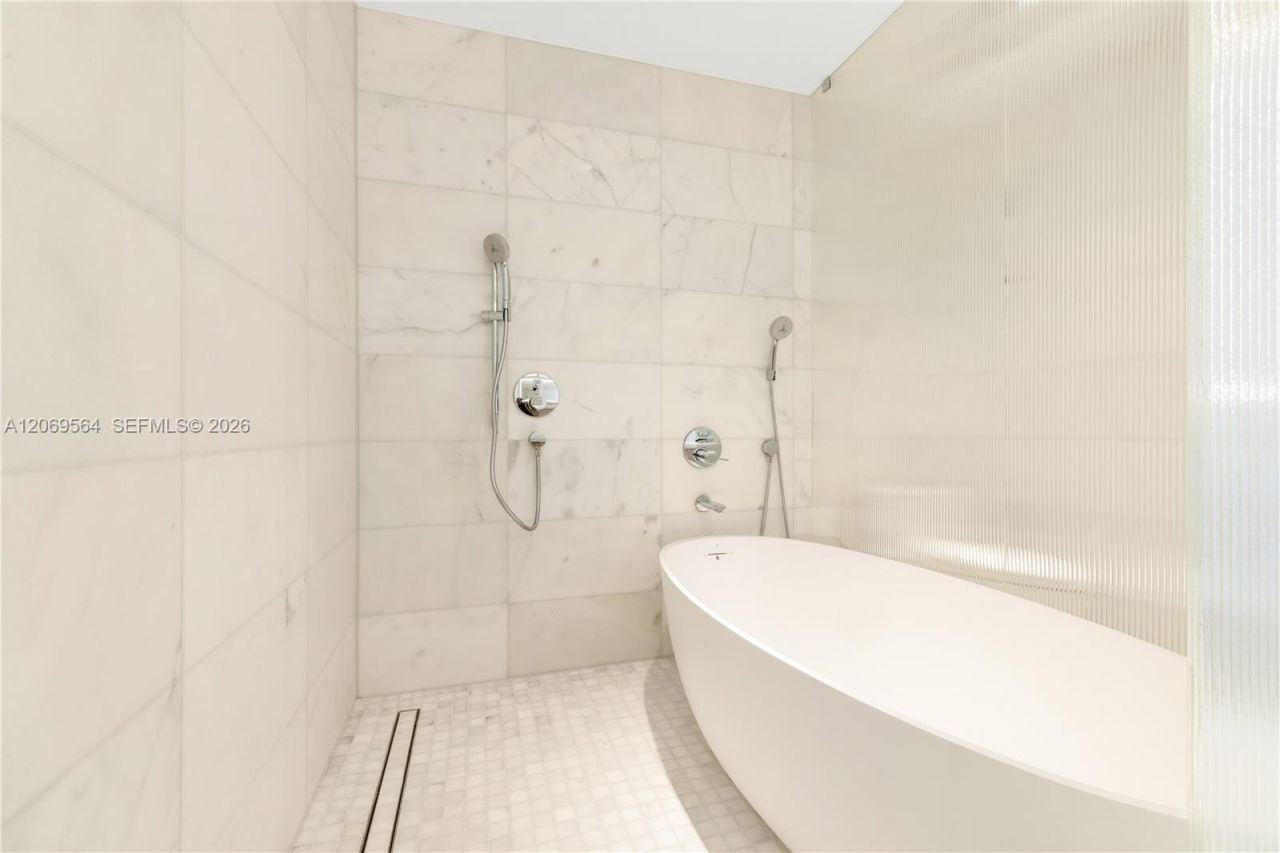 501 West Ave , Unit 4303, Miami Beach, FL 33139 Photo