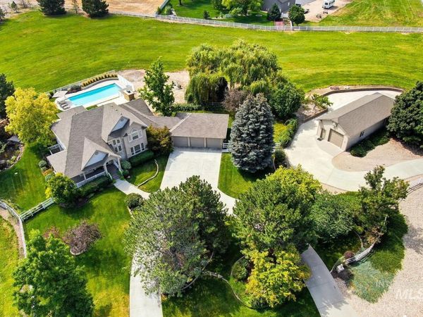1821 W Verneal Ct, Meridian, ID 83642