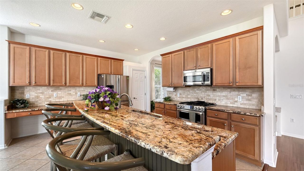 4410 67th Avenue Circle E, Sarasota, FL 34243 Photo