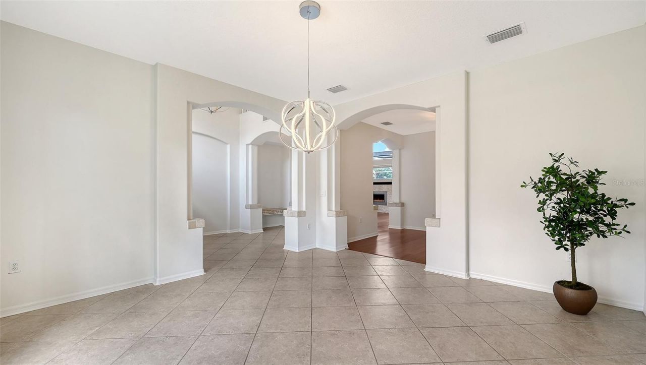 4410 67th Avenue Circle E, Sarasota, FL 34243 Photo