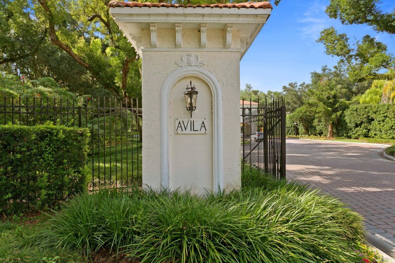 1001 Bajada De Avila, Tampa, FL 33613 Photo