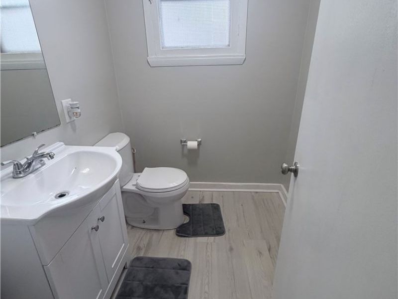 406 Maple Place, Martins Ferry, OH 43935 Photo 6