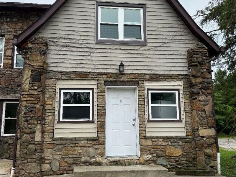 7049 MULBERRY Road, Unit I, Chesterland, OH 44026 Photo 2