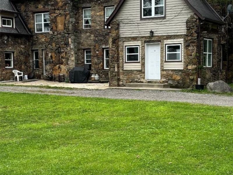 7049 MULBERRY Road, Unit I, Chesterland, OH 44026 Photo 3