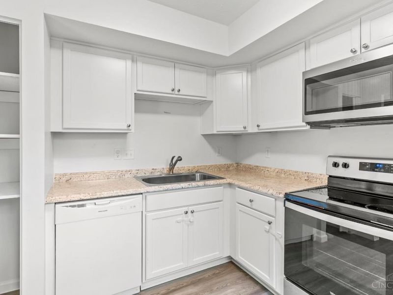 7752 Montgomery Road, Unit 71, Sycamore Township, OH 45236 Photo 20