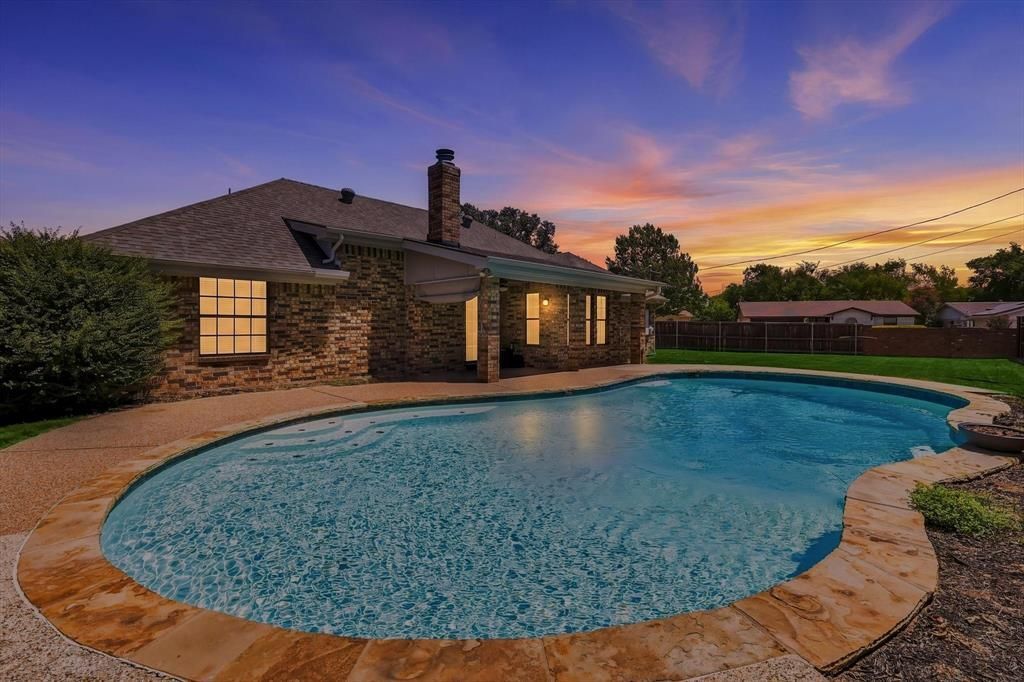 7320 Wesley Court, North Richland Hills, TX 76180 Main Photo