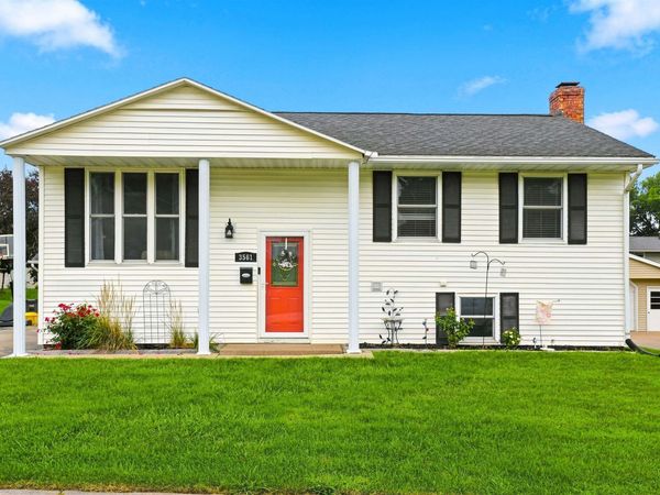 3561 Key Corners Street, Dubuque, IA 52002