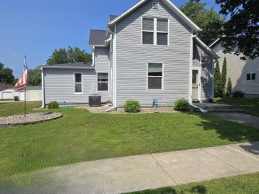 521 S monitor Street, West Point, NE 68788