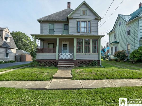 13 Crown Street , Jamestown, NY 14701