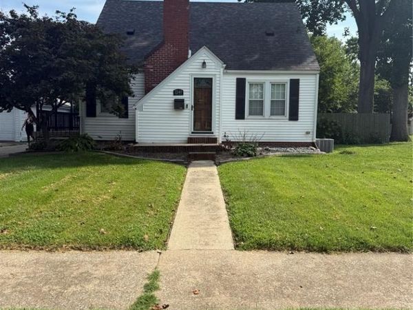2240 Lynch Avenue, Granite City, IL 62040