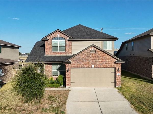 934 Hobby Road , Copperas Cove, TX 76522