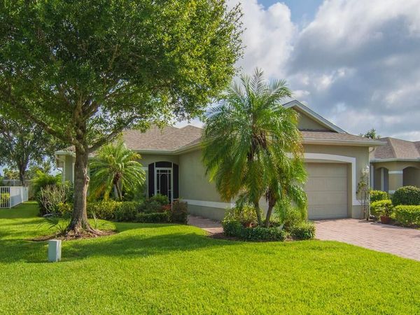 3153 ASHFORD Square, Vero Beach, FL 32966