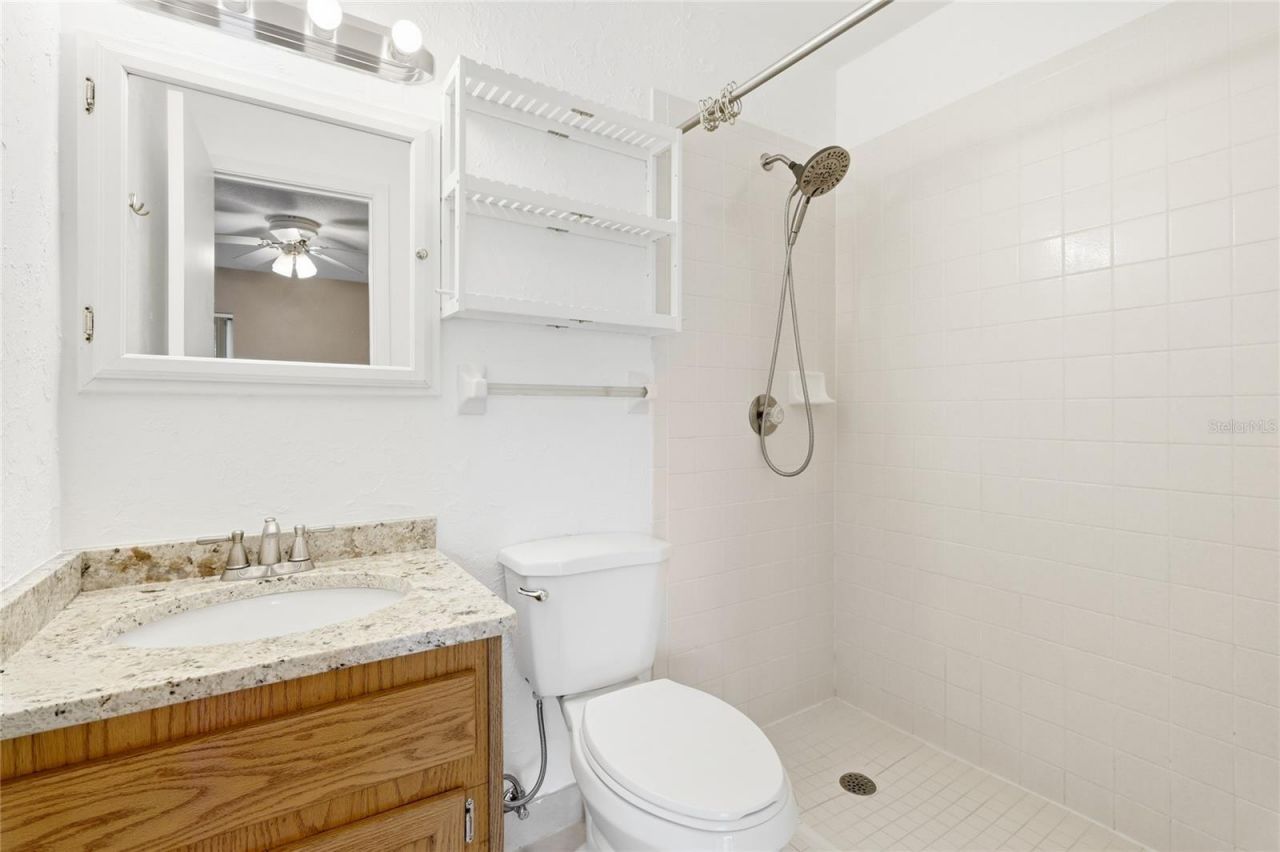 3365 Ramblewood Drive N, Unit 35C8, Sarasota, FL 34237 Photo