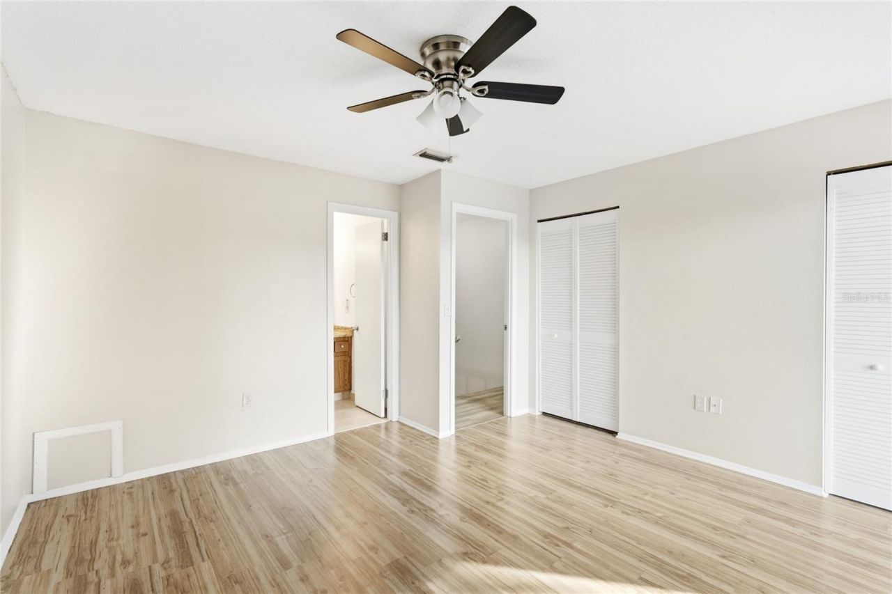 3365 Ramblewood Drive N, Unit 35C8, Sarasota, FL 34237 Photo
