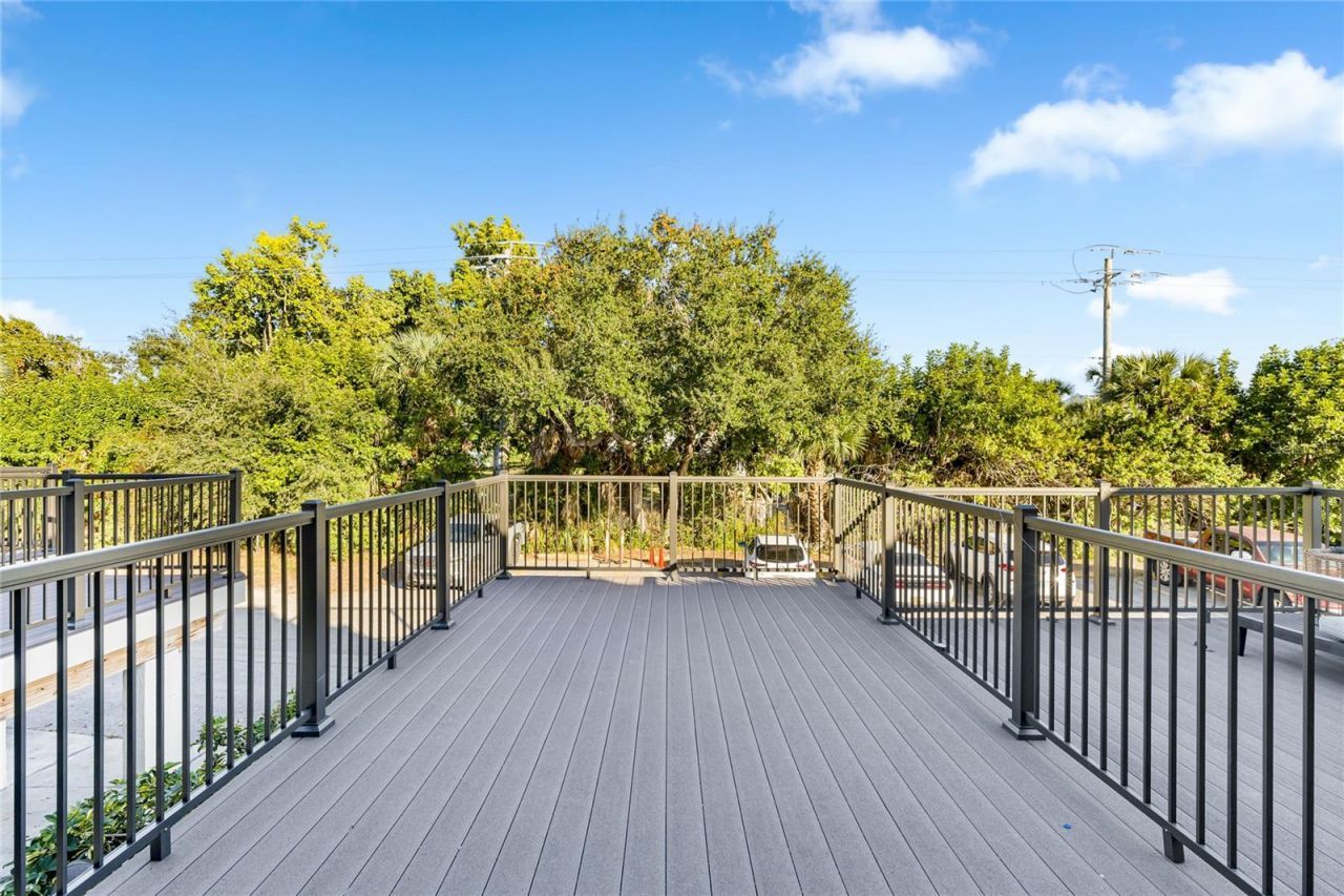 3365 Ramblewood Drive N, Unit 35C8, Sarasota, FL 34237 Photo