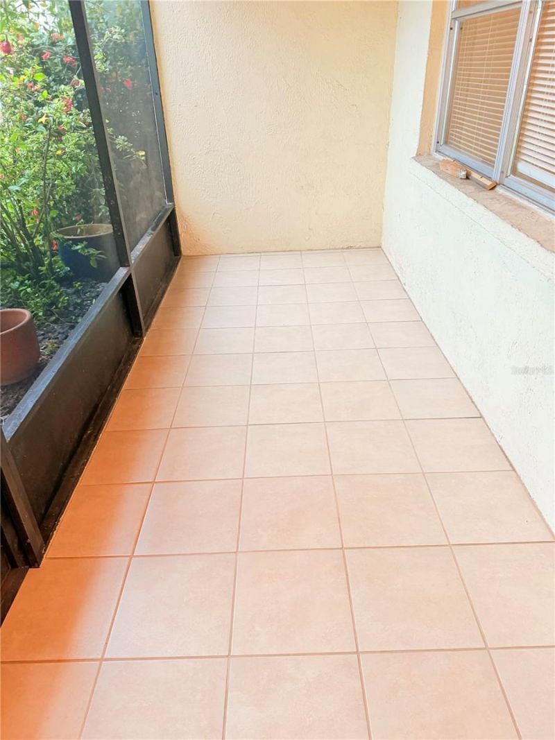 3365 Ramblewood Drive N, Unit 35C8, Sarasota, FL 34237 Photo