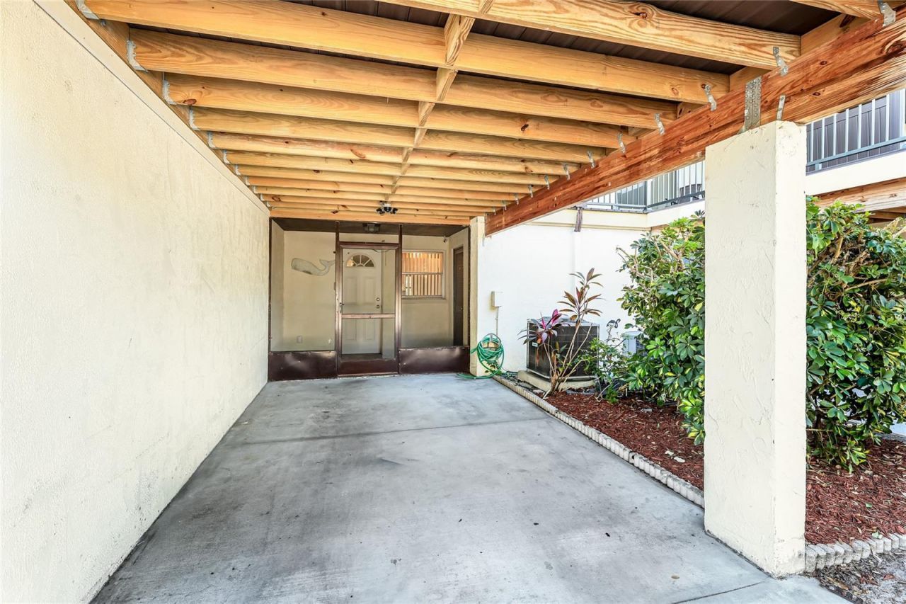 3365 Ramblewood Drive N, Unit 35C8, Sarasota, FL 34237 Photo