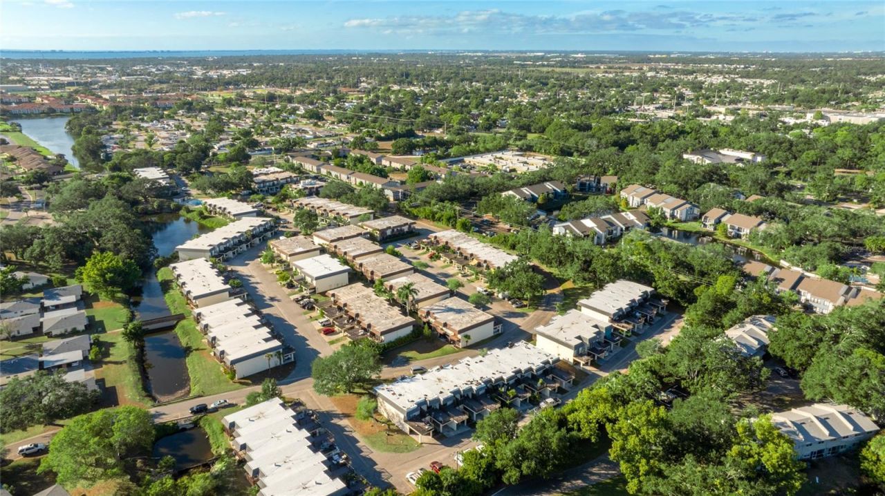 3365 Ramblewood Drive N, Unit 35C8, Sarasota, FL 34237 Photo