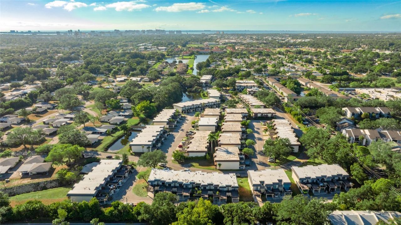 3365 Ramblewood Drive N, Unit 35C8, Sarasota, FL 34237 Photo