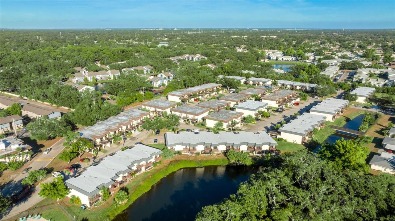 3365 Ramblewood Drive N, Unit 35C8, Sarasota, FL 34237 Photo