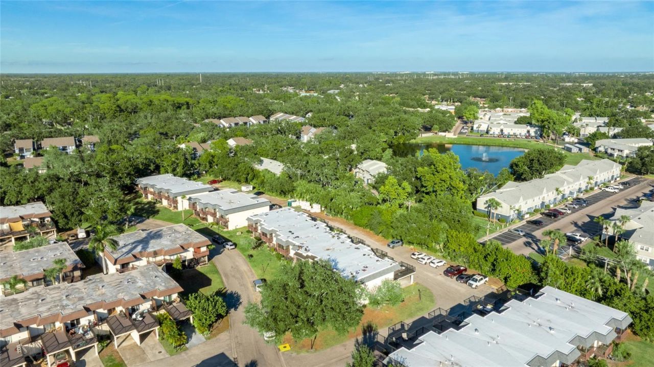 3365 Ramblewood Drive N, Unit 35C8, Sarasota, FL 34237 Photo